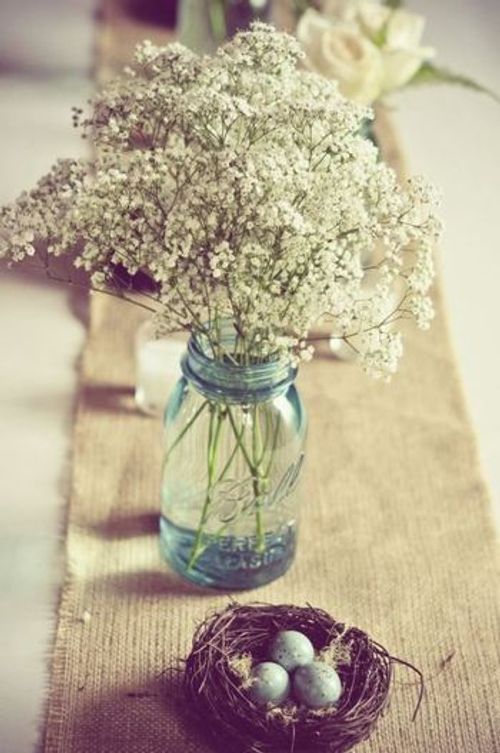 高価な花器がなくたって 身の回りのアイテムでステキに花を飾れます Greensnap グリーンスナップ