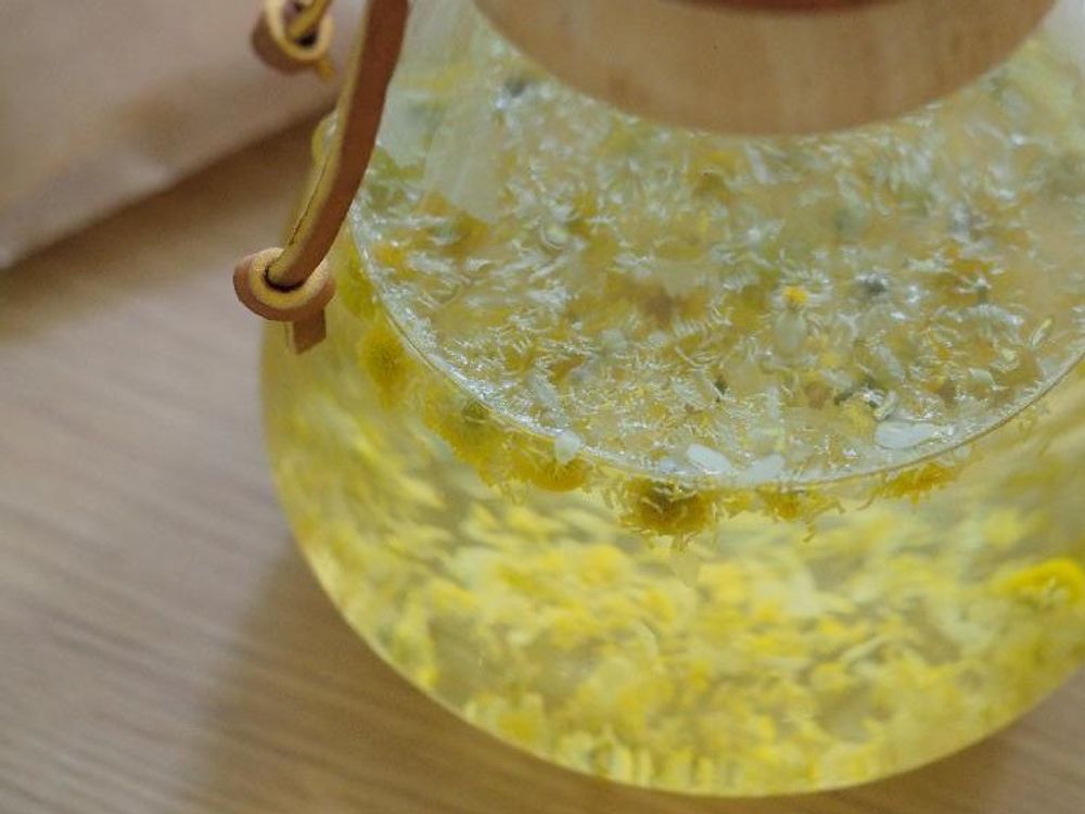 カモミール　ガラス瓶　漬け込み