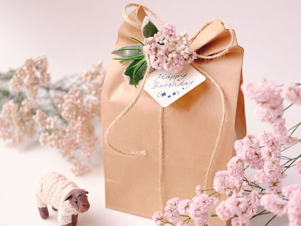 ライスフラワー　薄桃色の花　贈り物