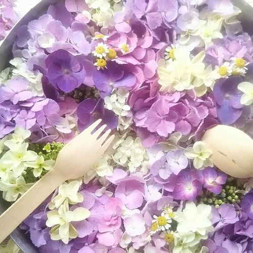 紫陽花はただ飾るだけではもったいない フォトジェニックな紫陽花アレンジ7選 Greensnap グリーンスナップ