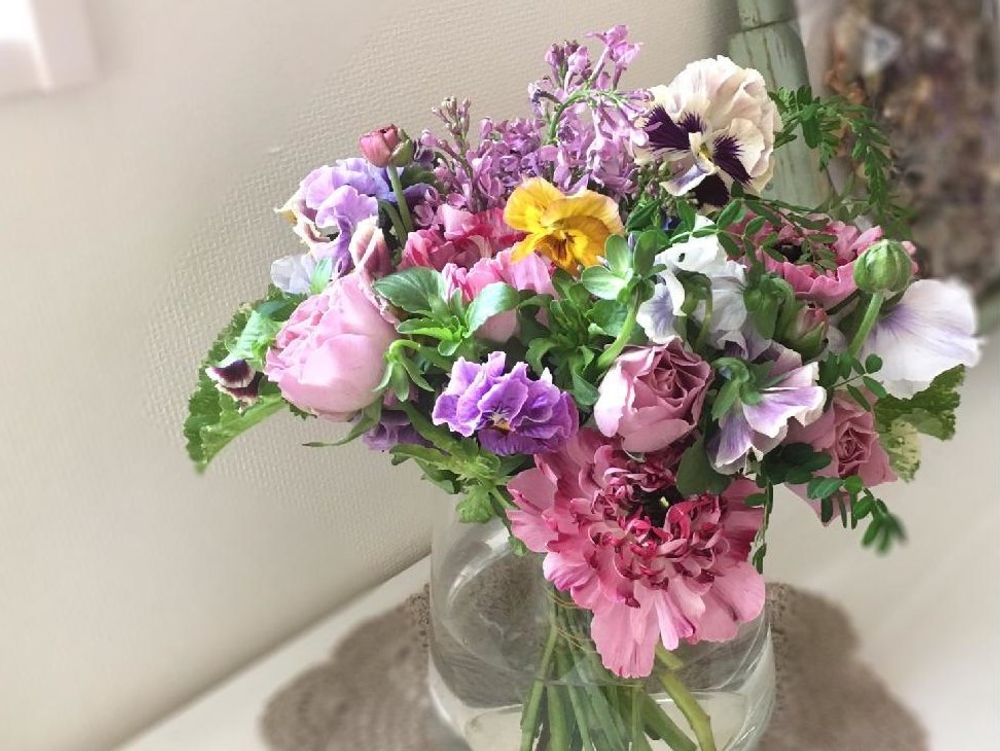 ライラック　花　花瓶