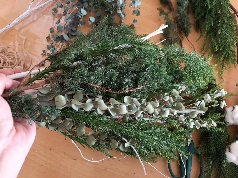 クリスマススワッグの作り方