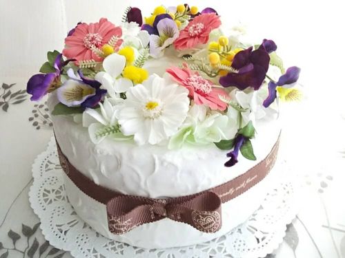 乙女心くすぐる 本物にしか見えない かわいすぎるフラワーケーキたち Greensnap グリーンスナップ