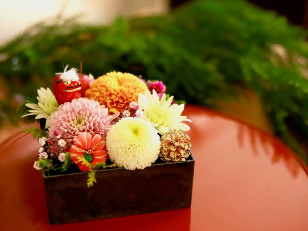 正月　新年　フラワーアレンジメント　花おせち