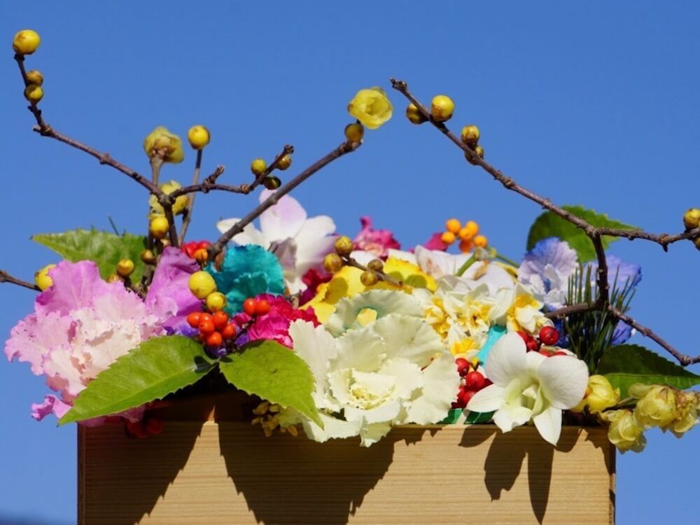 正月　新年　フラワーアレンジメント　花おせち