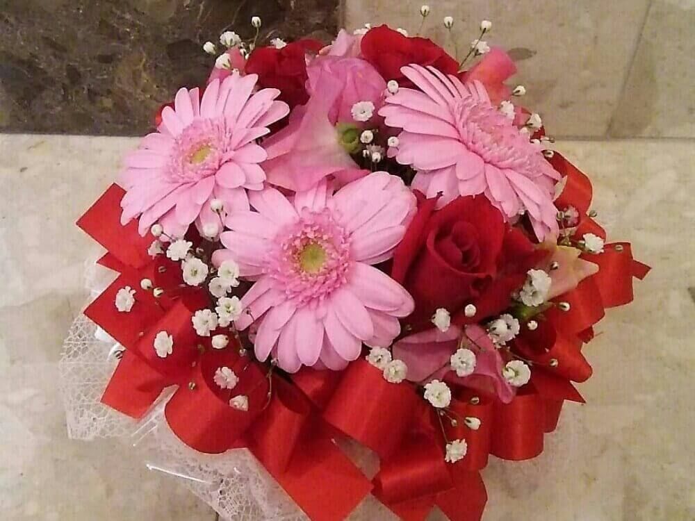 フラワーバレンタイン　バラ　ガーベラ