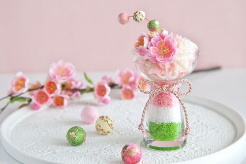 ひな人形がなくてもok 花だけでつくるひなまつりアレンジのポイントとは Greensnap グリーンスナップ