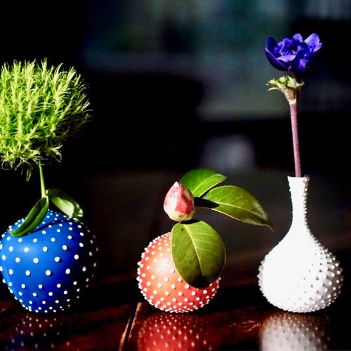 洋室にも 和モダンなフラワーアレンジに心癒される Greensnap グリーンスナップ