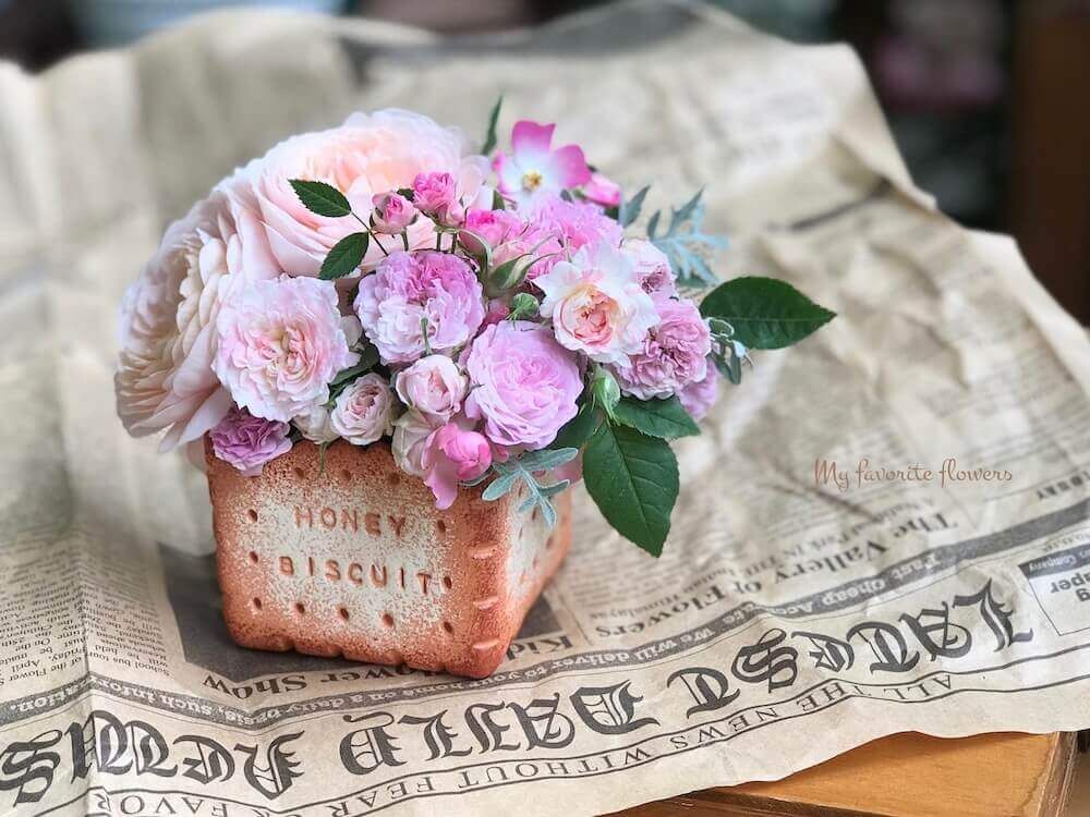 花瓶　フラワーアレンジ　アレンジ