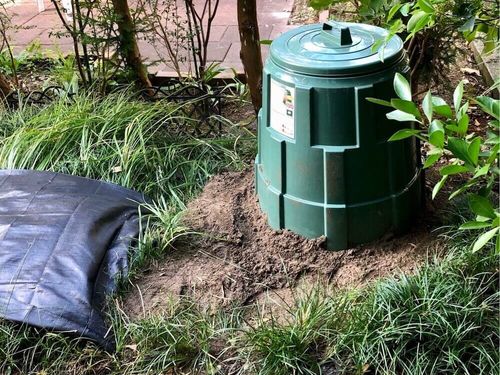 コンポスト 生ゴミ堆肥 の作り方 おしゃれな容器や自作でつくれる Greensnap グリーンスナップ