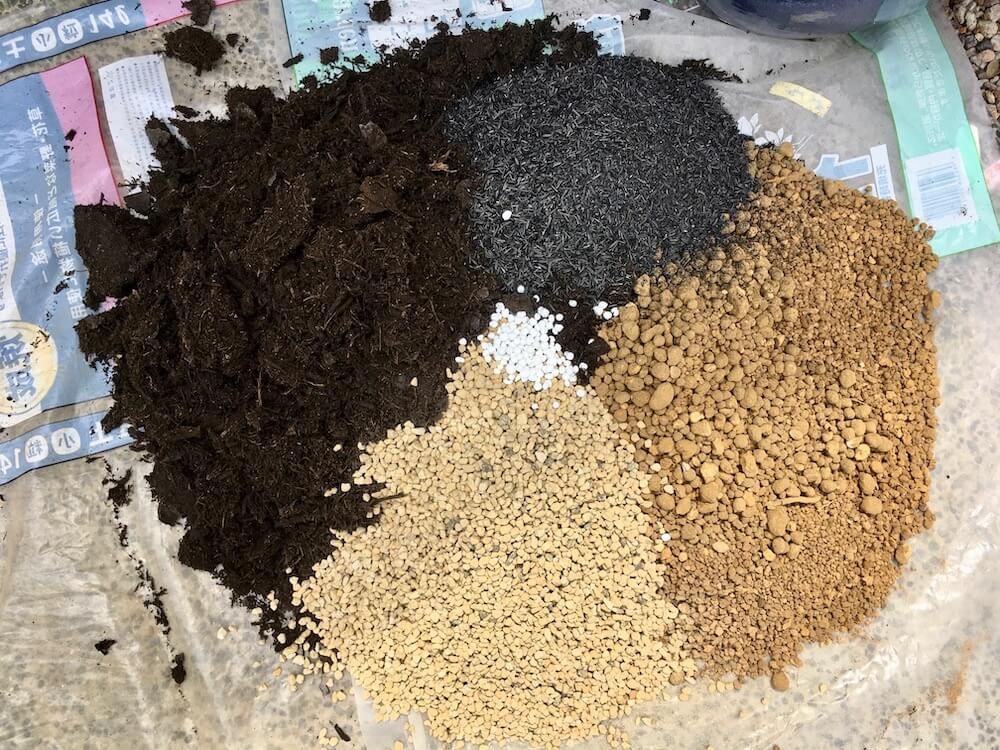 落ち葉　腐葉土