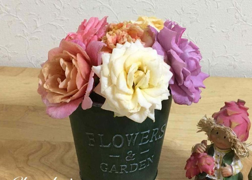 ミニバラのブーケ