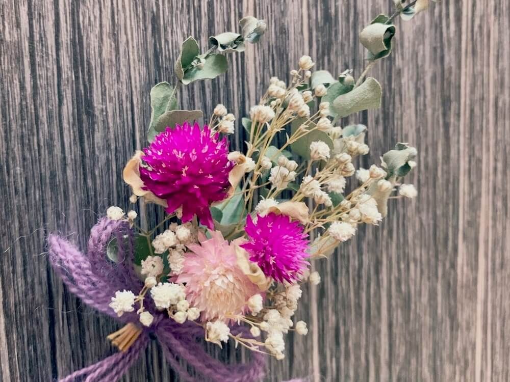 かすみ草　ドライフラワー　アレンジメント