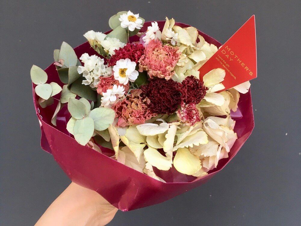 カーネーション　ドライフラワー 　ブーケの写真