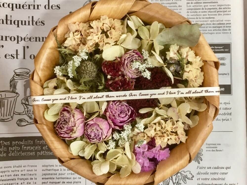 カーネーション　ドライフラワー 　フラワーボックスの写真