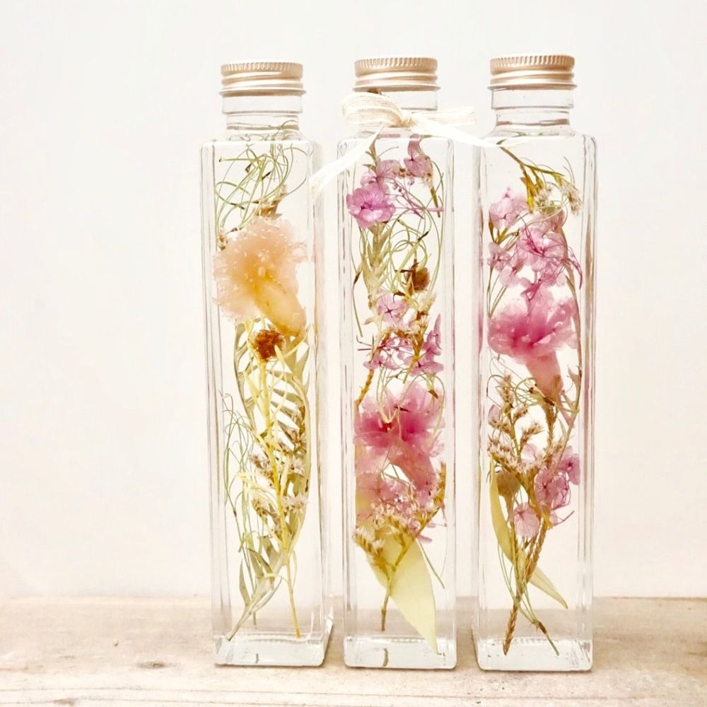 ドライフラワー 　カーネーション　ハーバリウム