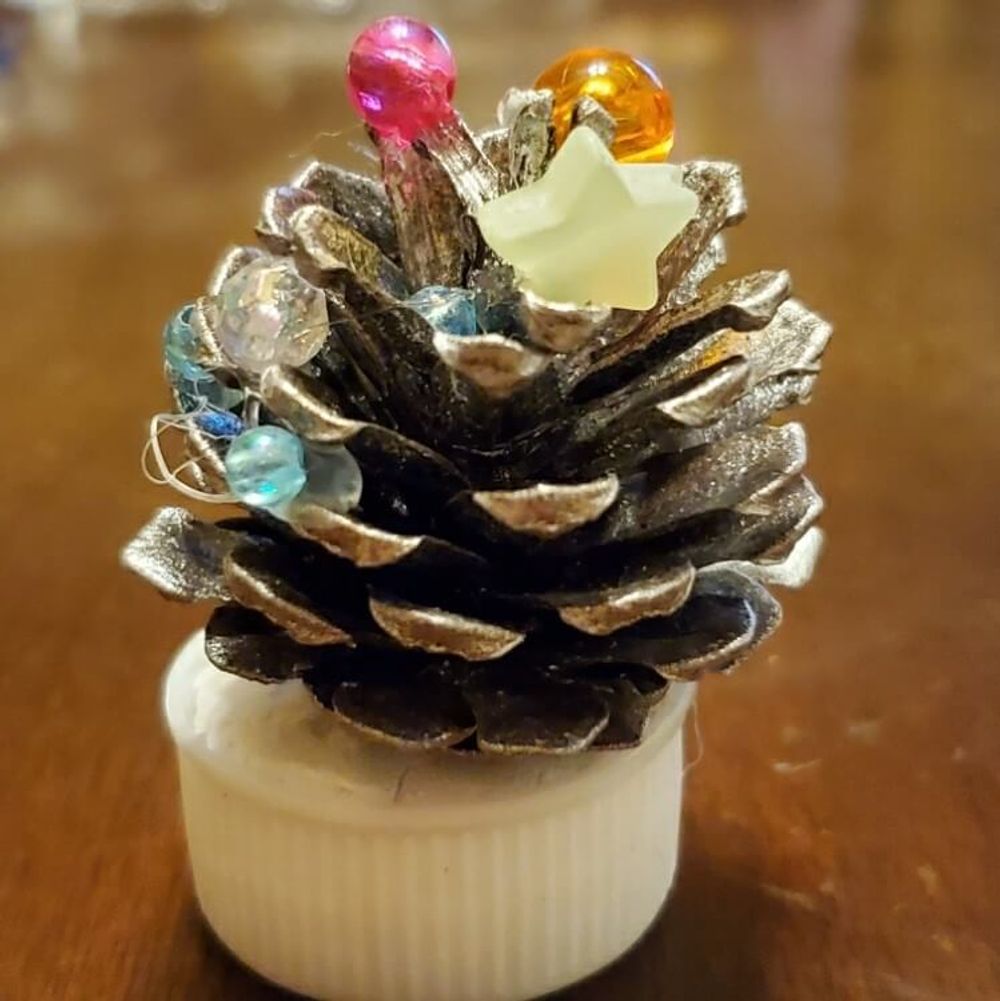 松ぼっくりツリー